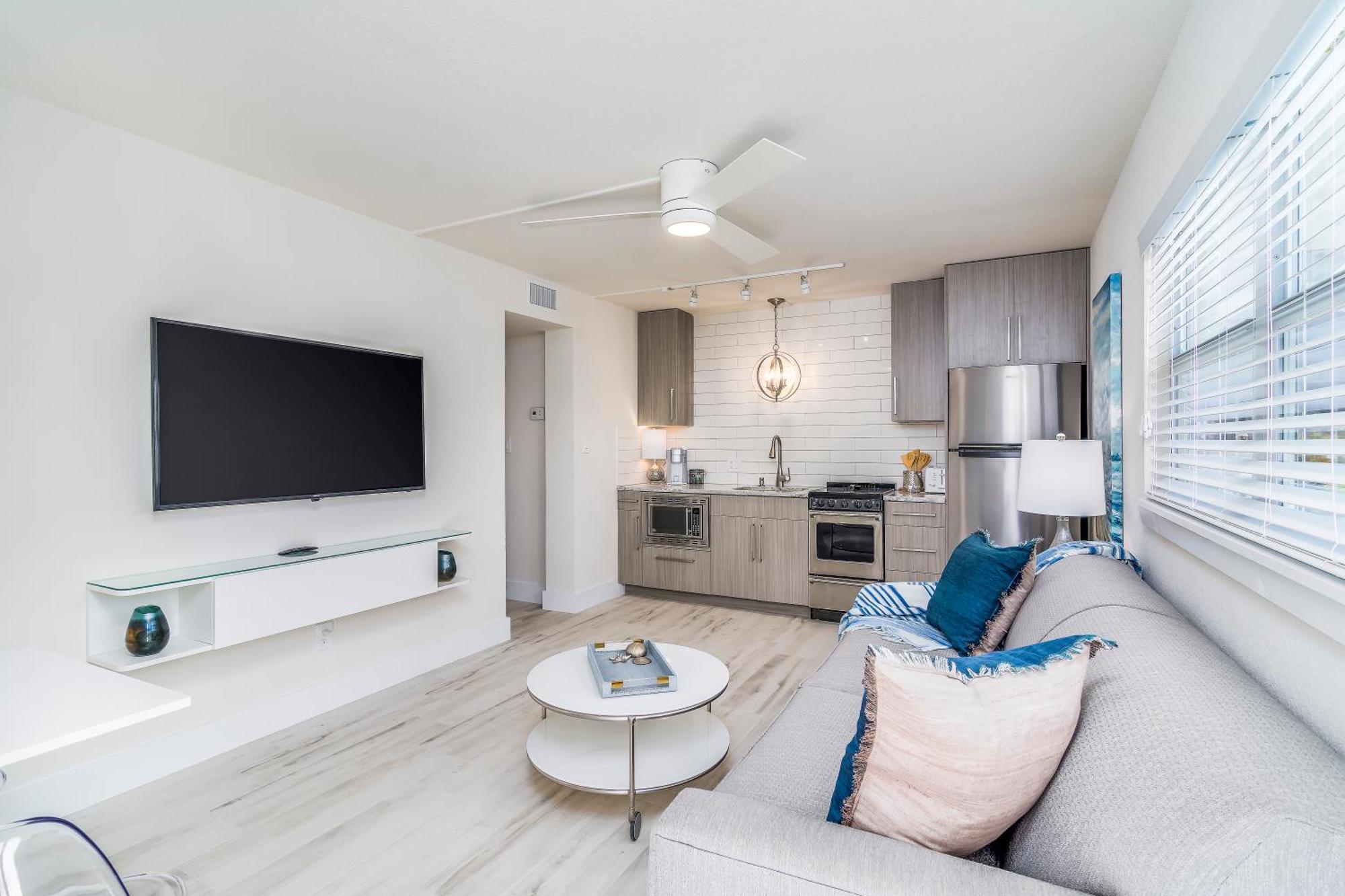 Boutique Vacation Rental Complex At Beach Cocoa Beach Bagian luar foto